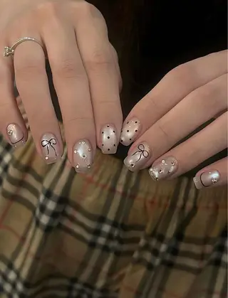 ミディアム めぐみのネイルサロン 惠のネイルデザイン