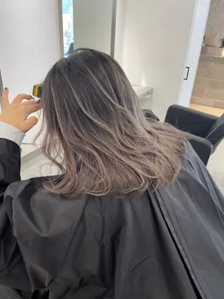 ミディアム カラー ヘアアレンジ 🎗秋山勇 /三宮指名No.1のヘアスタイル