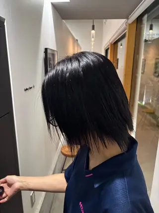 ミディアム カラー 古内 柊のヘアスタイル