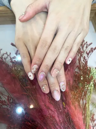 ネイル LEDアイラッシュ ∩_∩アオイのマツエク・マツパデザイン