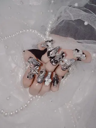 ネイル emuなんば HONOKAのネイルデザイン