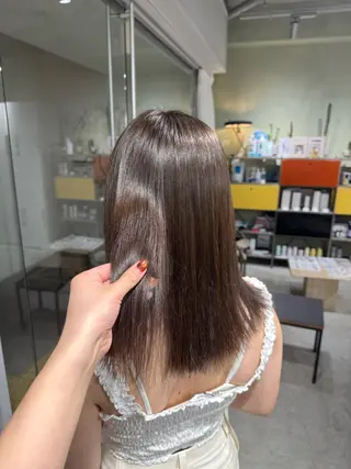 セミロング クロダ ワカハのヘアスタイル