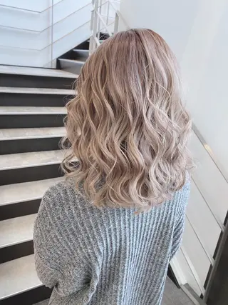 セミロング カラー 【Diar】オーナー アキヨシケンタのヘアスタイル