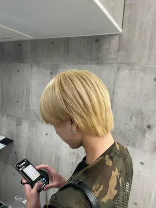 ショート カラー メンズ レイヤーの魔術師 𓍼takumi𓍼のヘアスタイル