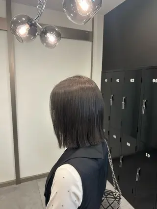 カラー 松井 珠莉のヘアスタイル