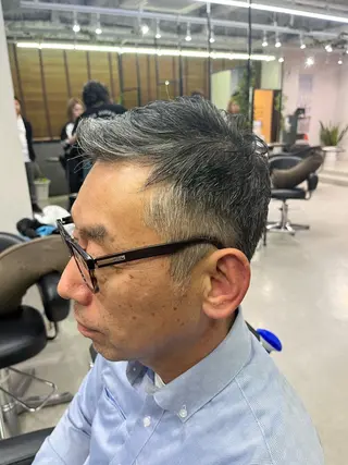 メンズ 🌼ブリーチ特化 カラー職人こまち🌼のヘアスタイル