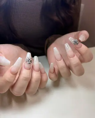 ネイル FLY Nail Salonのネイルデザイン