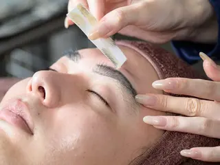 メンズ アイブロウ モテ眉ファクトリー　横浜店所属・モテ眉 ファクトリーの眉毛・アイブロウイメージ