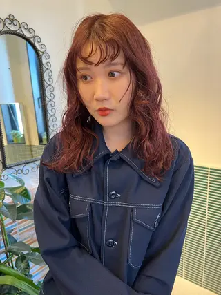 セミロング ミルクティーベージュ outaのヘアスタイル