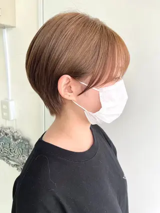 ショート ハイトーン/ダブル カラー/akihoのヘアスタイル