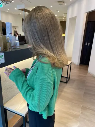 セミロング ✨10000円以内で 叶う艶髪✨のヘアスタイル