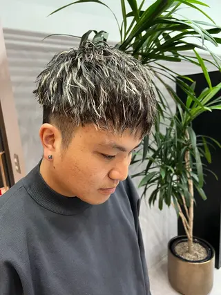 カラー パーマ 金子勇希🔥パーマ 比率90%以上🔥のヘアスタイル