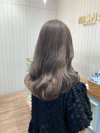 セミロング カラー むらたみずき /大宮ブリーチカラーのヘアスタイル