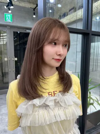 ロング カラー ナツミ/透明感カラー /酸性ストレートのヘアスタイル