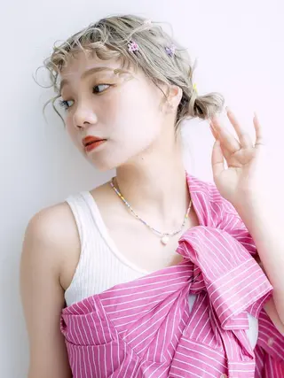 ショート ヘアアレンジ カラー SOURCE 天王寺のヘアスタイル