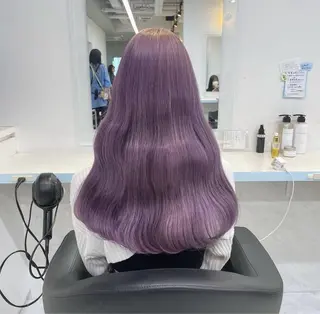 セミロング カラー ヘアアレンジ 🩵ダメージレス艶感 ハイトーン🩷のヘアスタイル