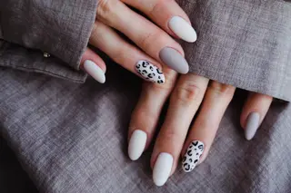 ネイル Roger 舞のネイルデザイン