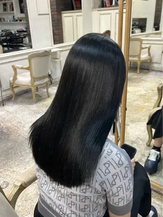 ロング カラー ヘアアレンジ グレージュ/艶髪矯正 🪐takushiのヘアスタイル