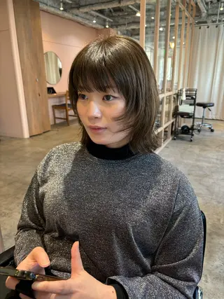 ミディアム カラー Hayashi Shioriのヘアスタイル