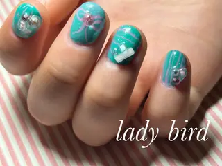 ネイル lady bird yoshieのネイルデザイン