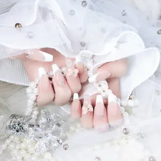 ネイル Yudia🦋 azuのネイルデザイン