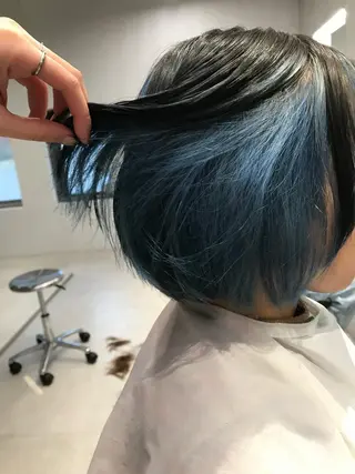 カラー hina KEEDAのヘアスタイル