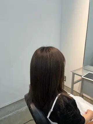 セミロング Yuito/カラー/ ブリーチ/ストレートのヘアスタイル