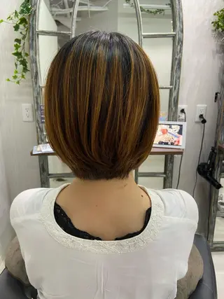 ショート カットパーマ✂️ 小坂田玲亜のヘアスタイル