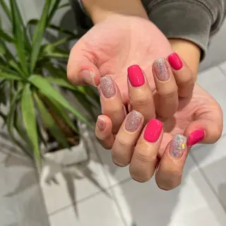 ネイル Rena colore'のネイルデザイン