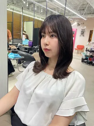 ミディアム 韓国風くびれヘア/ 小顔レイヤー🧿小林のヘアスタイル