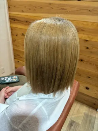 ショート LEEK ［リーク］ 石原愛里のヘアスタイル