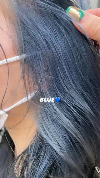 ミディアム カラー タカノ ノゾミのヘアスタイル