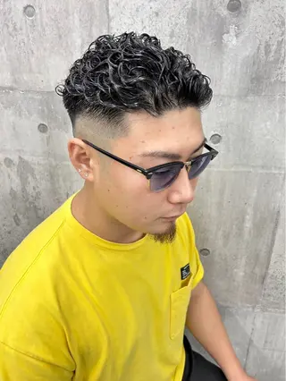 ショート パーマ メンズ カラーモデル募集中 🎨三ッ峰悠貴のヘアスタイル