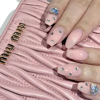 ネイル ✩*.ﾟ真粋 (maiki)⋆*✩のネイルデザイン