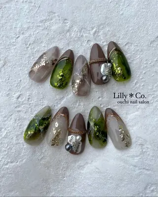 ネイル Lilly Co.のネイルデザイン
