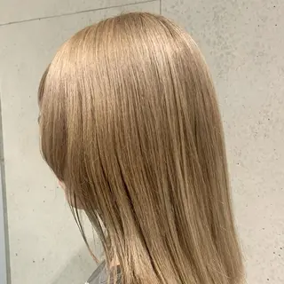 セミロング アニメ髪・ウルフ🦇 樋口莉夏のヘアスタイル