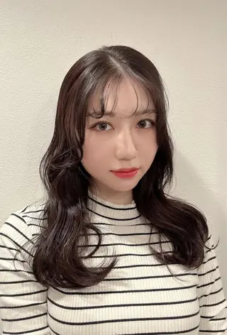 ロング ufufu所属・境 菜摘のヘアスタイル