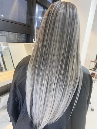 ロング カラー ヘアアレンジ ネイル マツエク・マツパ アイブロウ 井上 一平のヘアスタイル