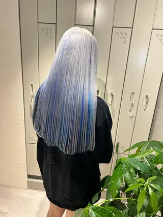 ロング ior北千住【イオール】所属・YU(ハイトーン/ ブリーチカラー)のヘアスタイル
