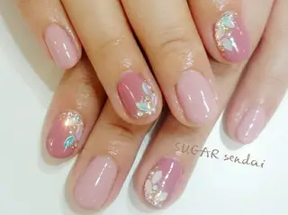 ネイル SUGAR sendai Nail所属・鈴木 ゆかりのネイルデザイン