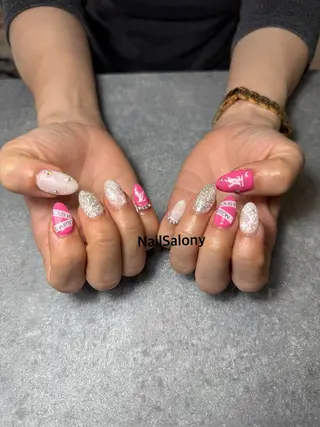 ネイル Nail Salon yのネイルデザイン