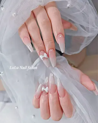 ネイル LULU Nail  Salon 新宿所属・LU LU NailSalonのネイルデザイン