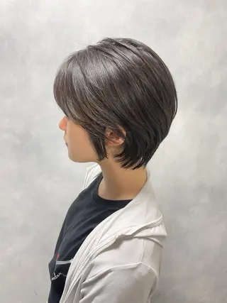 ショート LUNTY NAMBA 難波駅前店所属・透け感ベージュ 🪐REN🪐のヘアスタイル