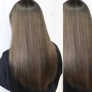 セミロング カラー JuNブリーチに 縮毛矯正するプロのヘアスタイル