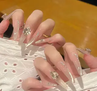 ネイル Miu Miu 🎀 Nailのネイルデザイン