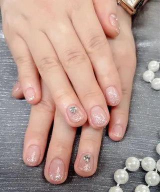 ネイル kira  nail 静のネイルデザイン