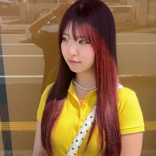 ロング 💛ブリーチで叶える 💛垢抜けカラー🌈のヘアスタイル