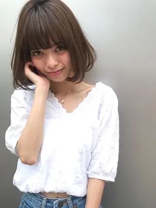 カラー 宮永 れいなのヘアスタイル