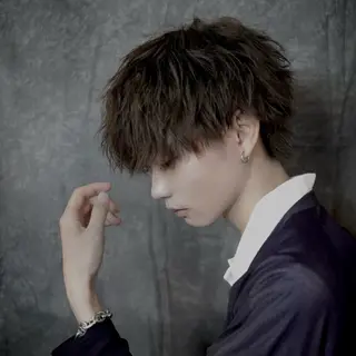 ミディアム パーマ メンズ RACCOON.TOKYO 渋谷店所属・メンズカット特化🐺 ウルフ[店長]置塩祥のヘアスタイル