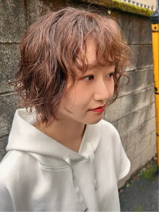 ショート パーマ 🟦西荻窪ハイトーン 艶髪Yu-Ji🟦のヘアスタイル